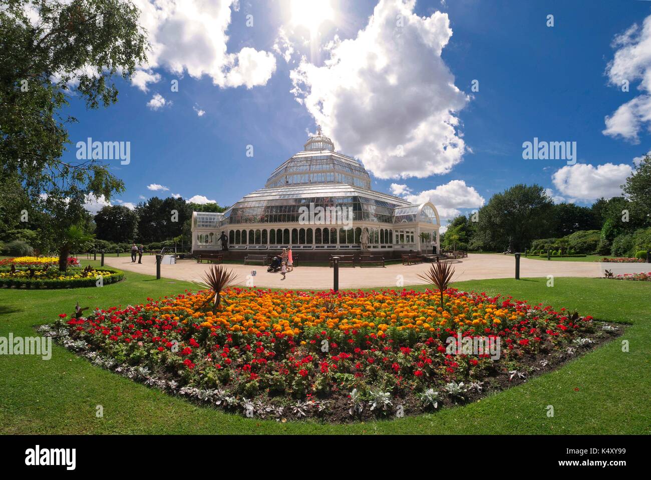 The magnificent iron and glass Palm House, Sefton Park, Liverpool, built 1896 by Mackenzie and Moncur, Glasgow, and gifted by Henry Yates Thompson. Stock Photo