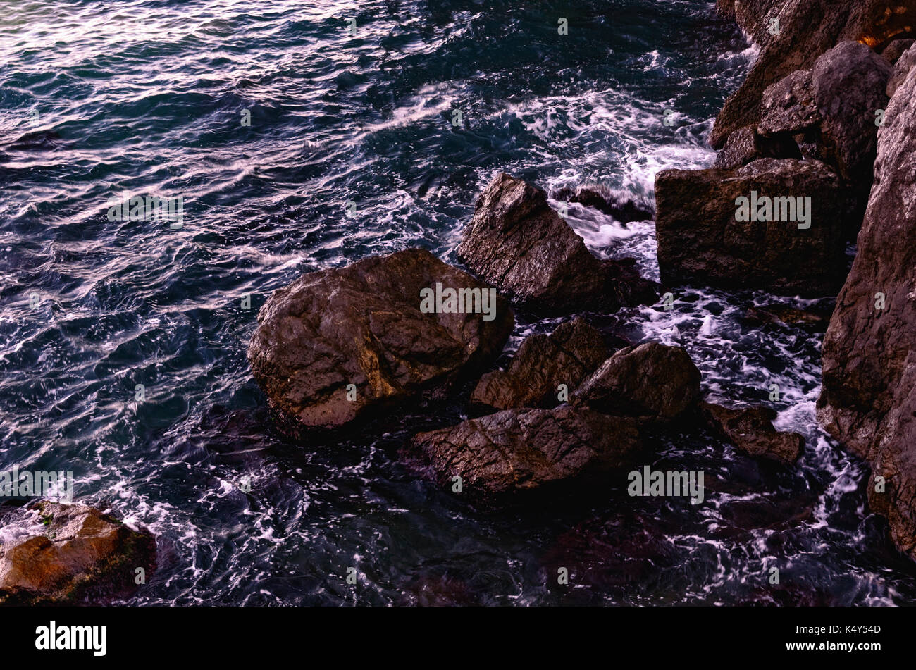 Breaking stones hi-res stock photography and images - Alamy