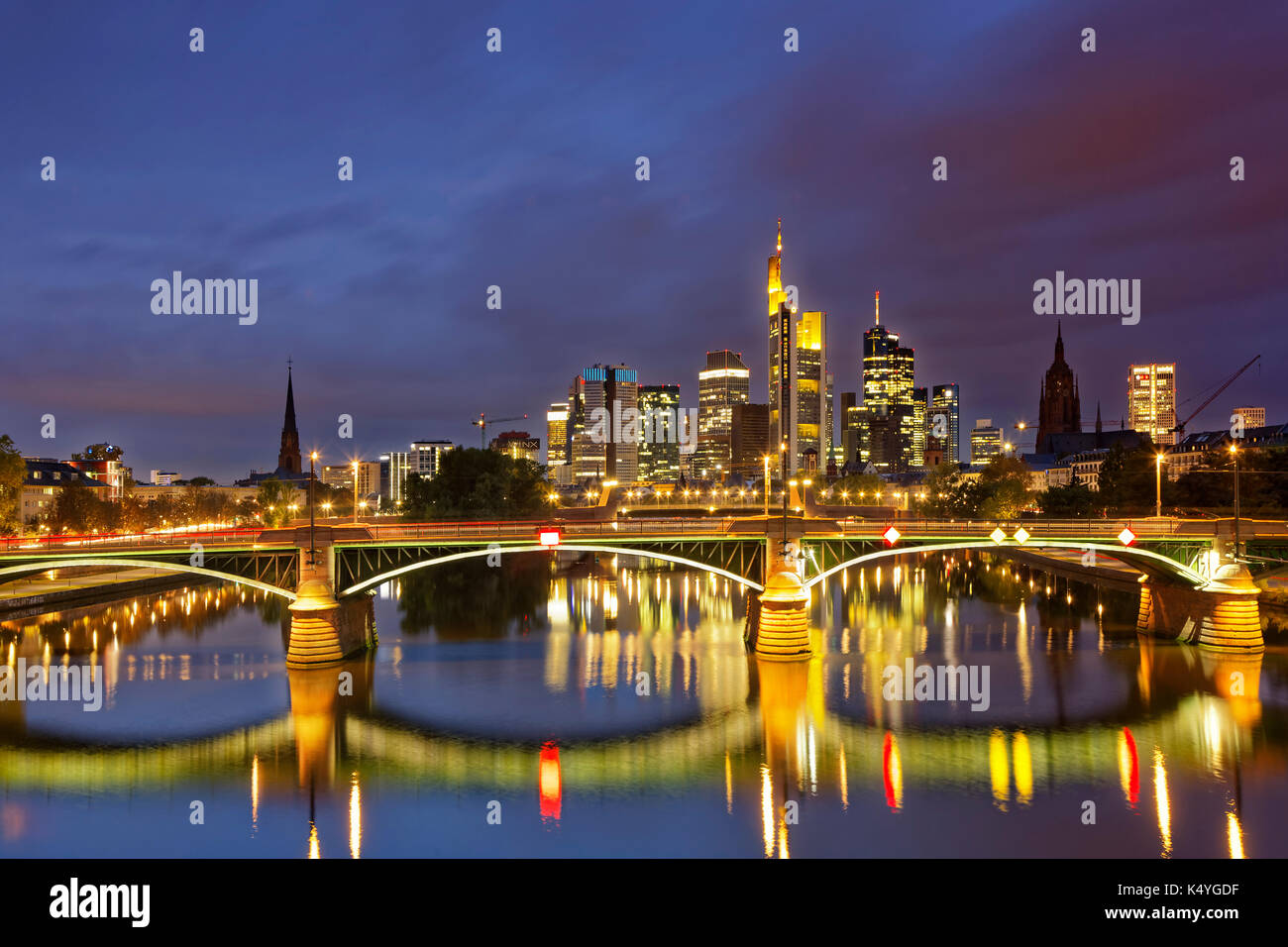 Skyline at dusk, Taunusturm, Tower 185, Commerzbank, Messeturm, Hessische Landesbank, Deutsche Bank, Frankfurt Cathedral Stock Photo