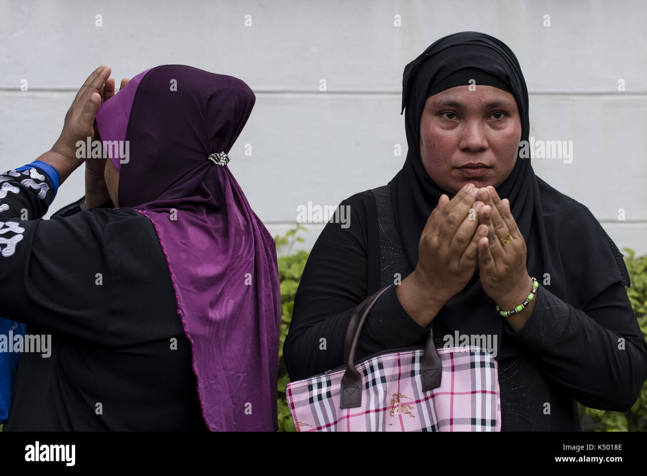 Kuala Lumpur, MALAYSIA. 8th Sep, 2017. Female rohingya refugees in ...