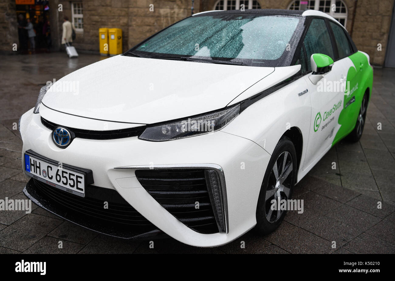 Hamburg, Germany. 8th Sep, 2017. A Toyota Mirai of the ridesharing