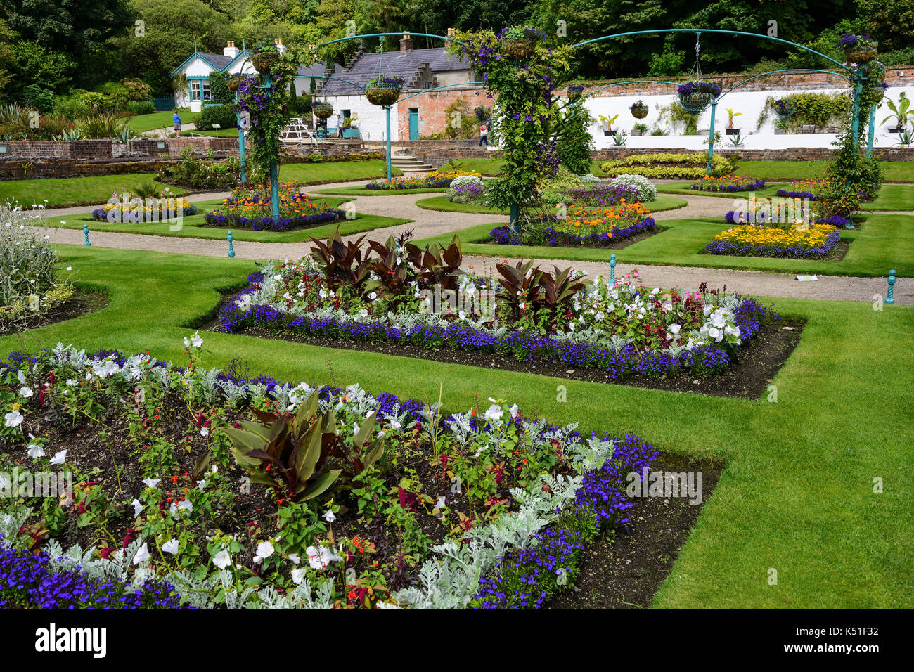 kylemore abbey and victorian walled garden