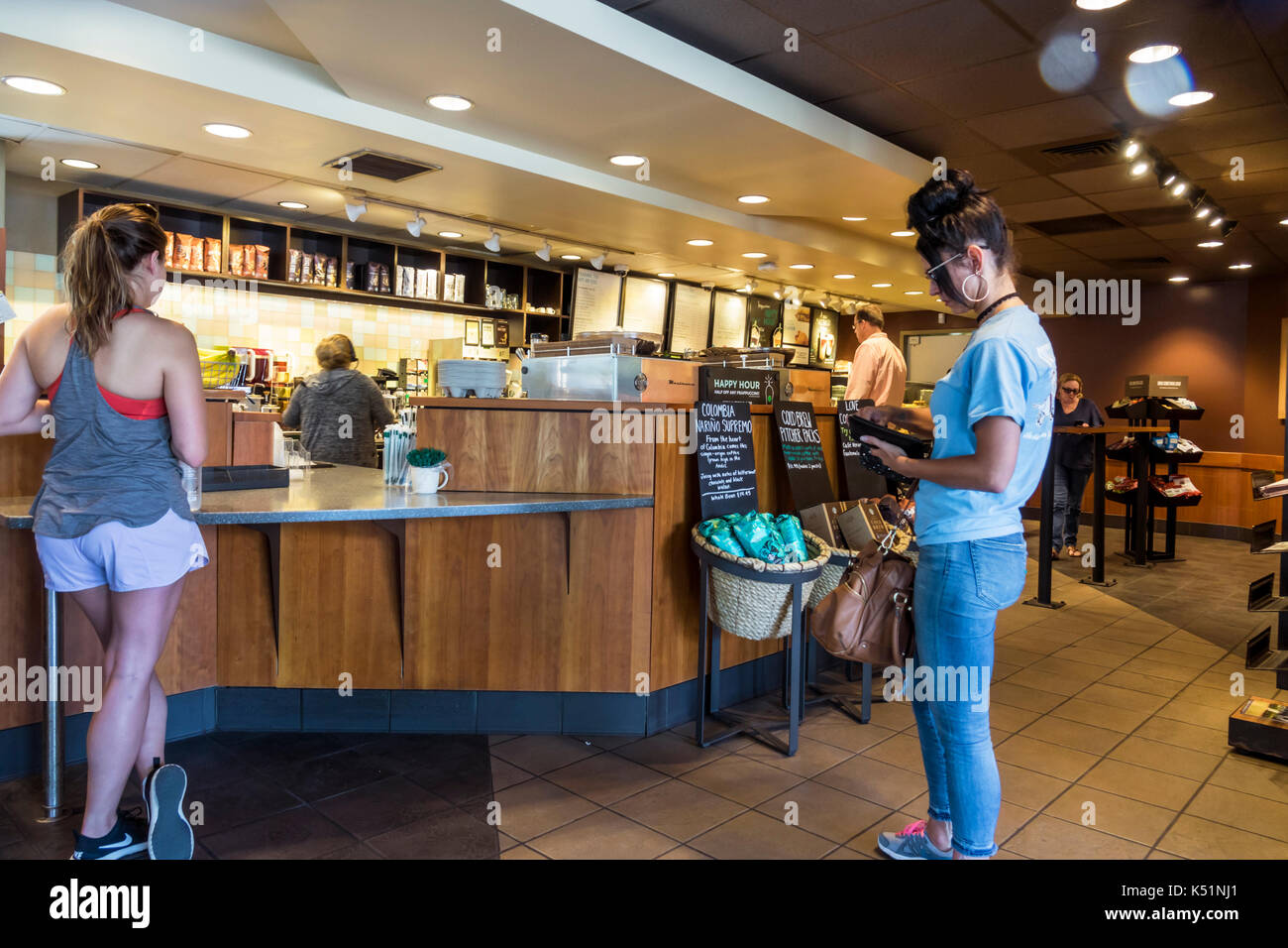 Simons Island,Starbucks,coffee,coffeehouse chain,inside