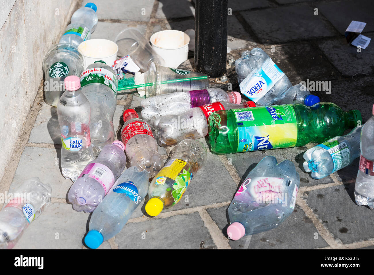 BUDAPEST, HUNGARY - 19 AUGUST 2017: Street trash cans are filled with  garbage cans with plastic bottles of scans up to the top Stock Photo - Alamy