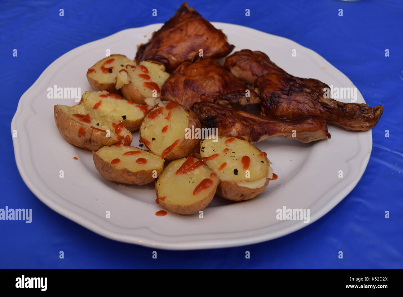 Chicken and potato meal Stock Photo - Alamy