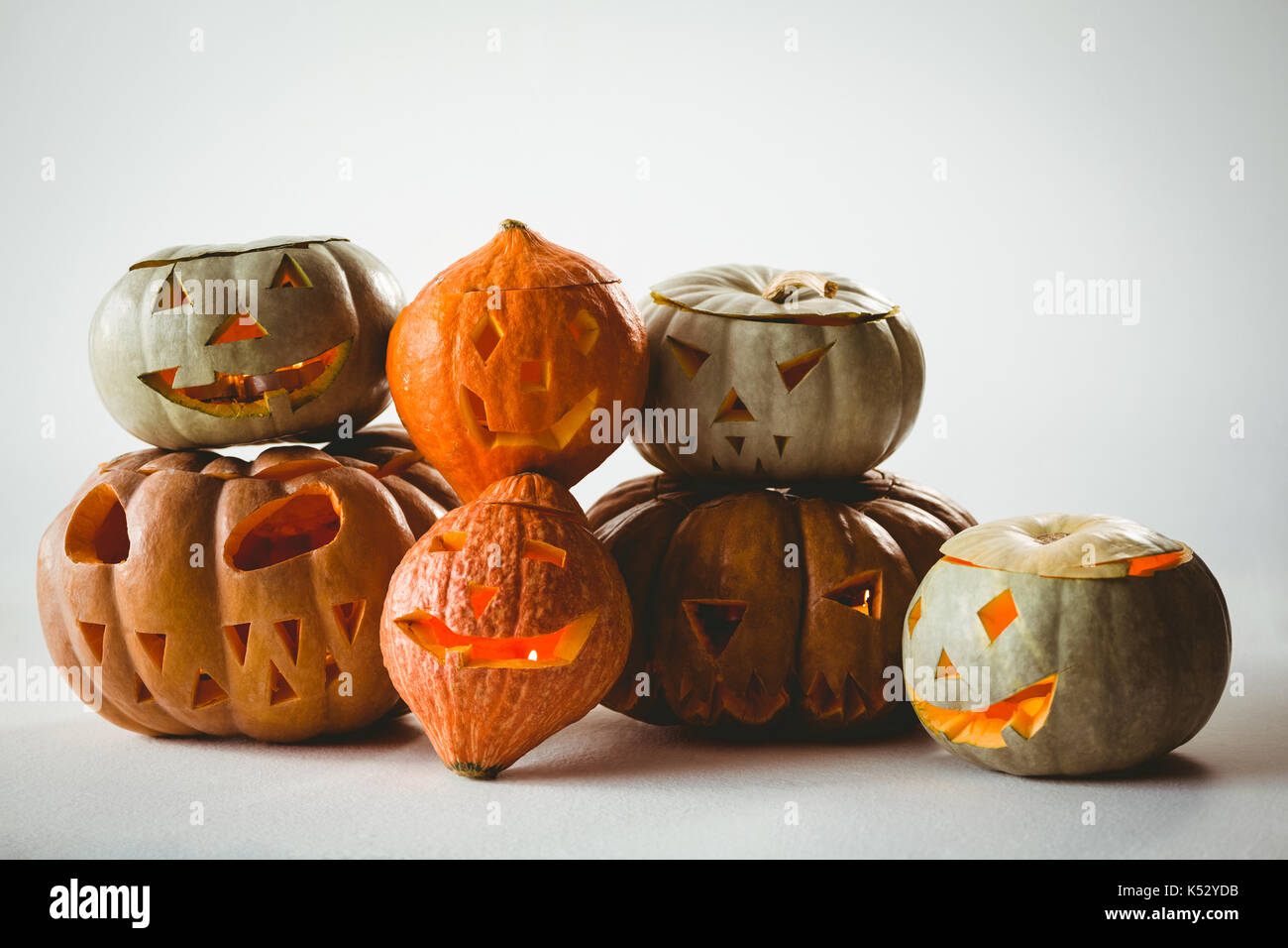 Jack o lanterns arranged over white background Stock Photo - Alamy