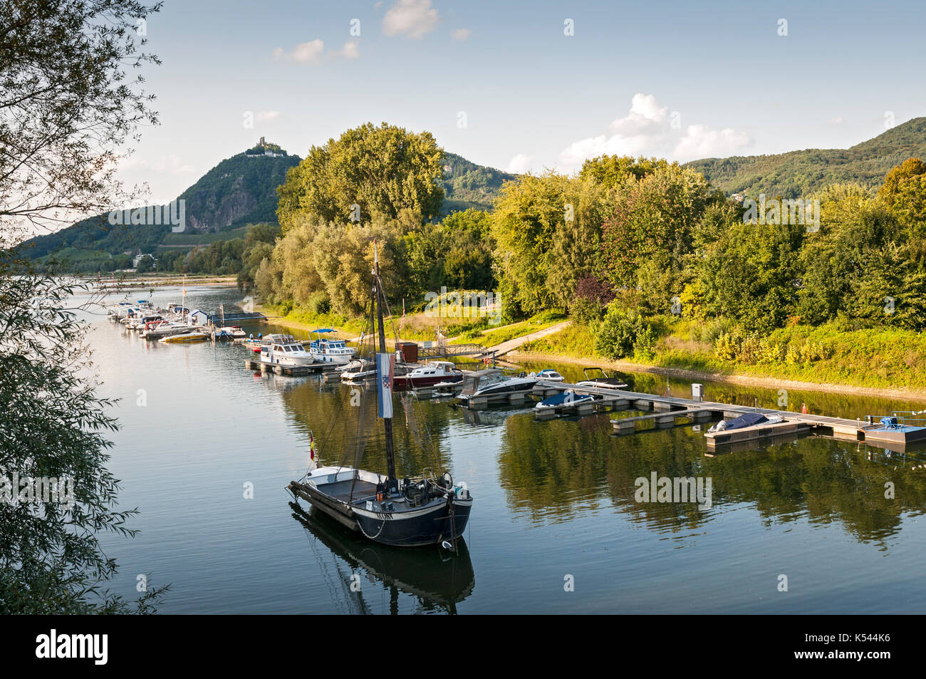Drachenfels seen from Grafenwerth Island on the Rhine, Bad Honnef, NRW ...