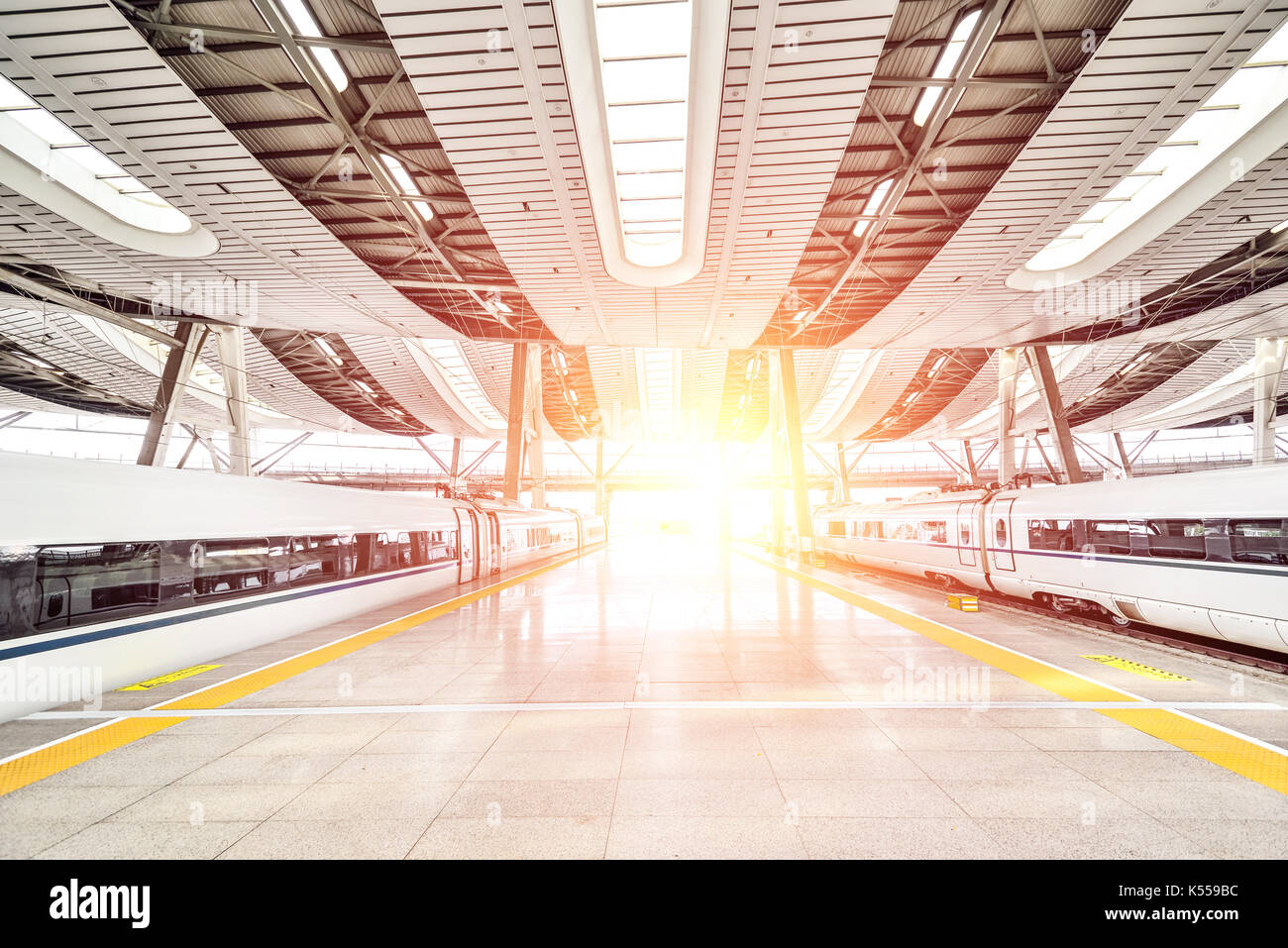 Modern high speed trains in beijing hi-res stock photography and images ...