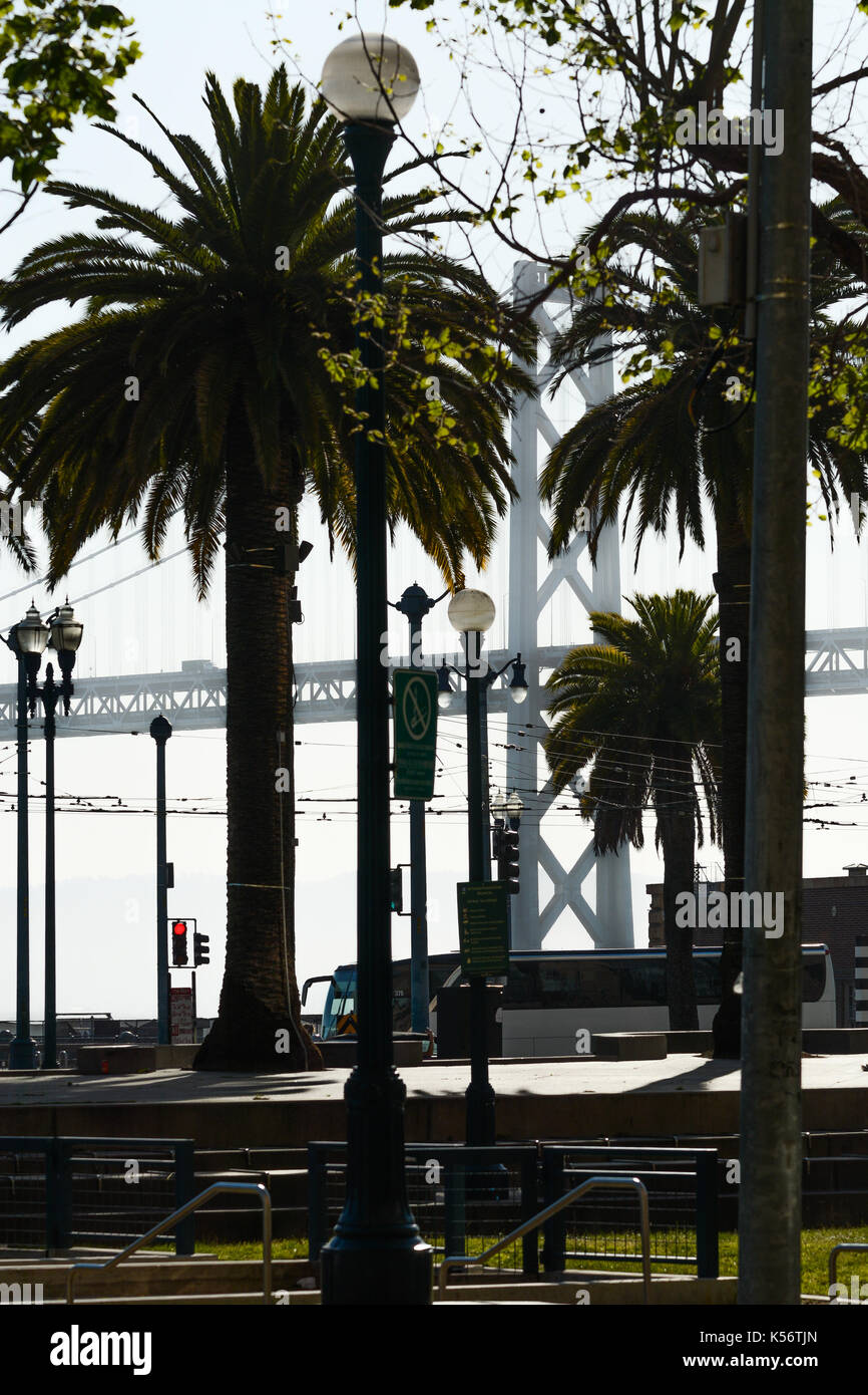 Silhouette San Francisco Oakland Bay Bridge Hi Res Stock Photography And Images Alamy