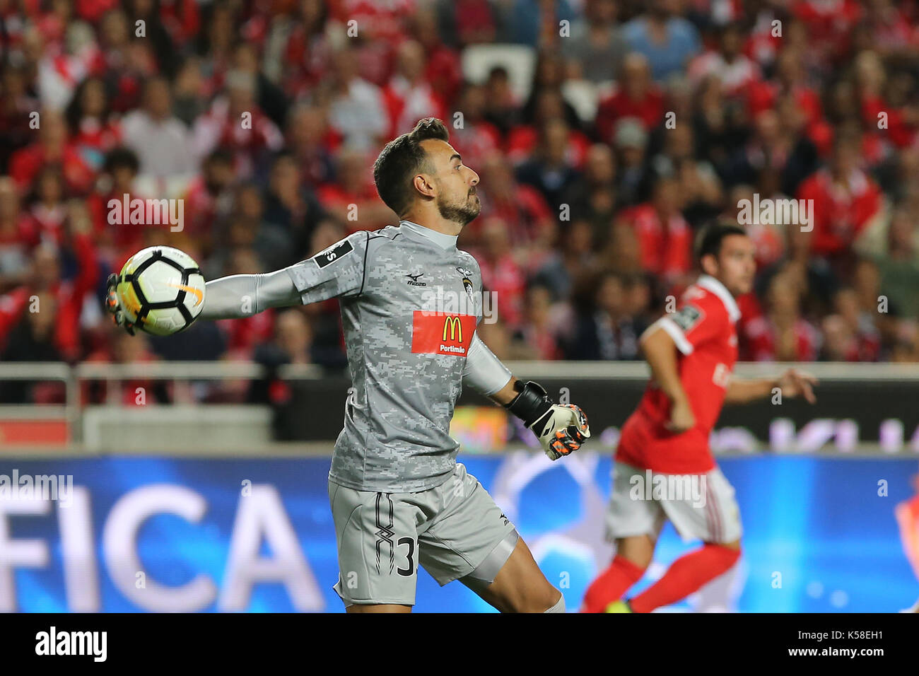 Portimonense«s goalkeeper Ricardo Ferreira from Portugal  during the Premier League 2017/18 match between SL Benfica v Portimonense SC, at Luz Stadium in Lisbon on September 8, 2017. (Photo by Bruno Barros / DPI) Stock Photo