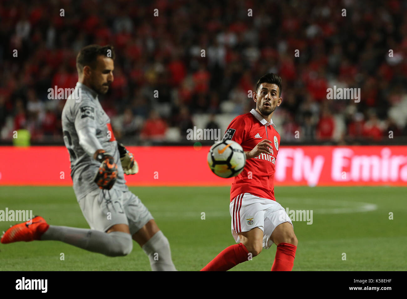 Portimonense«s goalkeeper Ricardo Ferreira from Portugal  (L) and Benfica«s midfielder Pizzi from Portugal (R) during the Premier League 2017/18 match between SL Benfica v Portimonense SC, at Luz Stadium in Lisbon on September 8, 2017. (Photo by Bruno Barros / DPI) Stock Photo