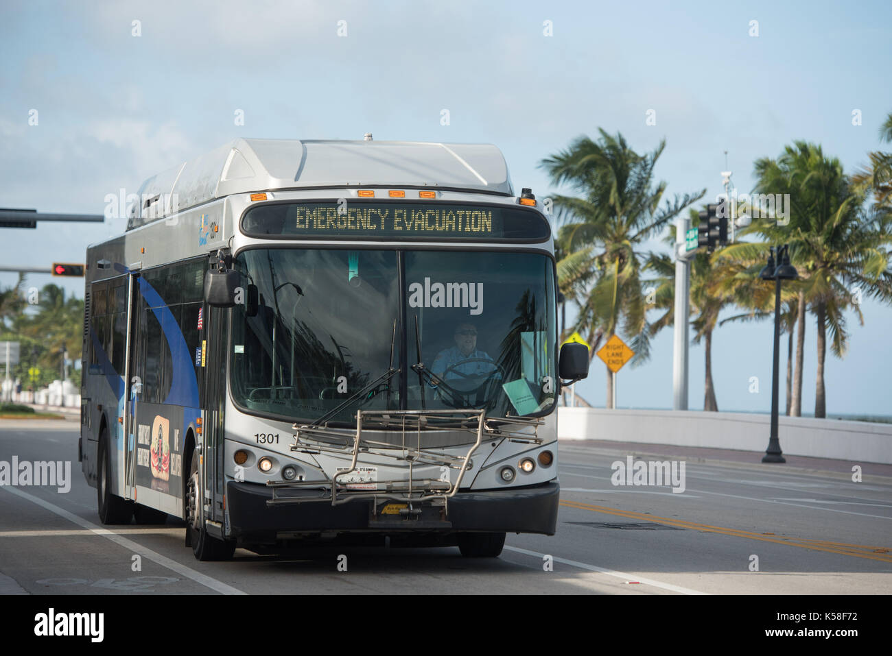 Fort Lauderdale, Florida, USA. 8th Sep, 2017. Emergency evacuation bus
