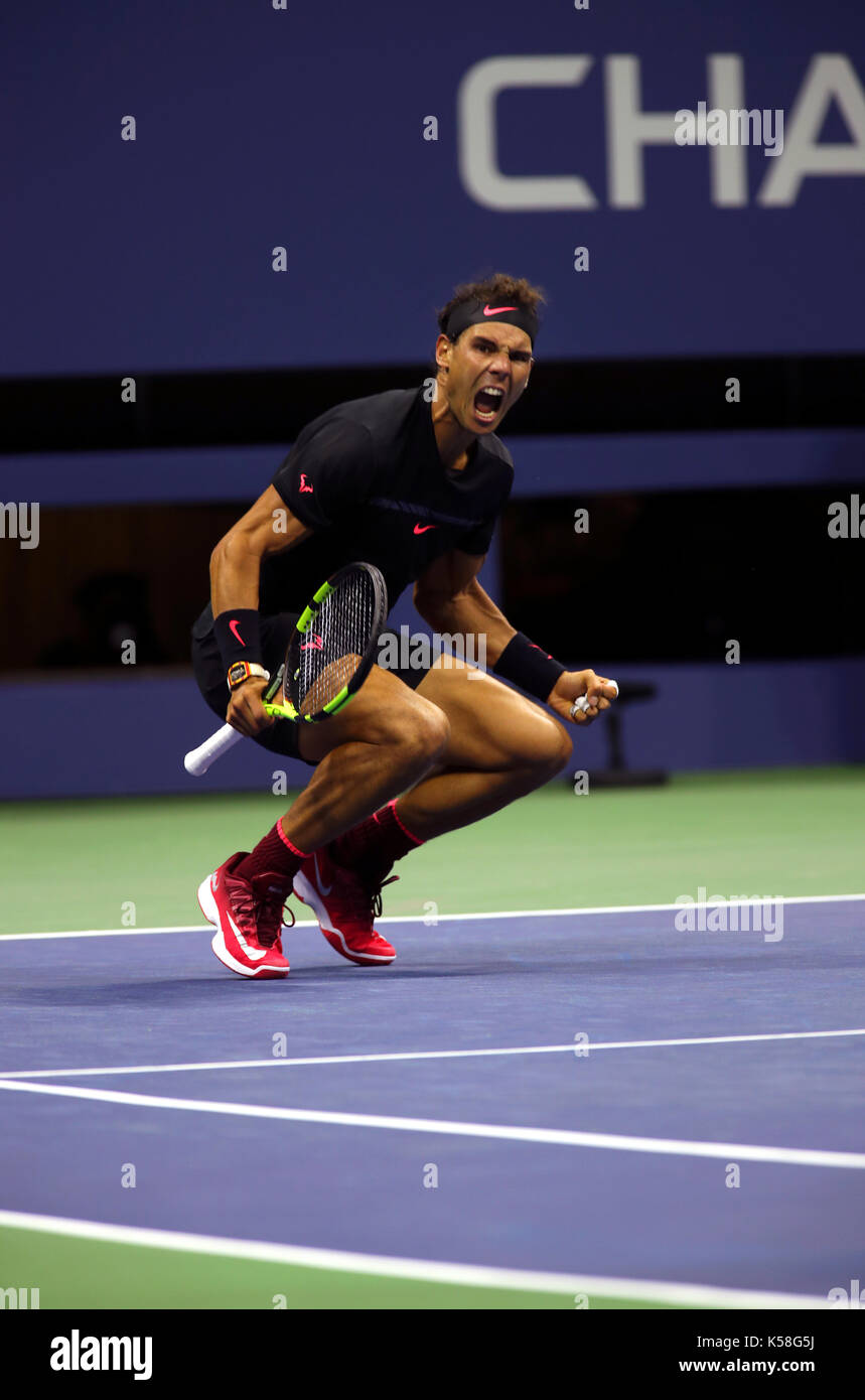 New York, United States. 08th Sep, 2017. US Open Tennis: New York, 8 September, 2017 - Rafael Nadal of Spain celebrates victory over Argentina's Juan Martin del Potro at the conclusion of their semi final match at the US Open in Flushing Meadows, New York. Credit: Adam Stoltman/Alamy Live News Stock Photo
