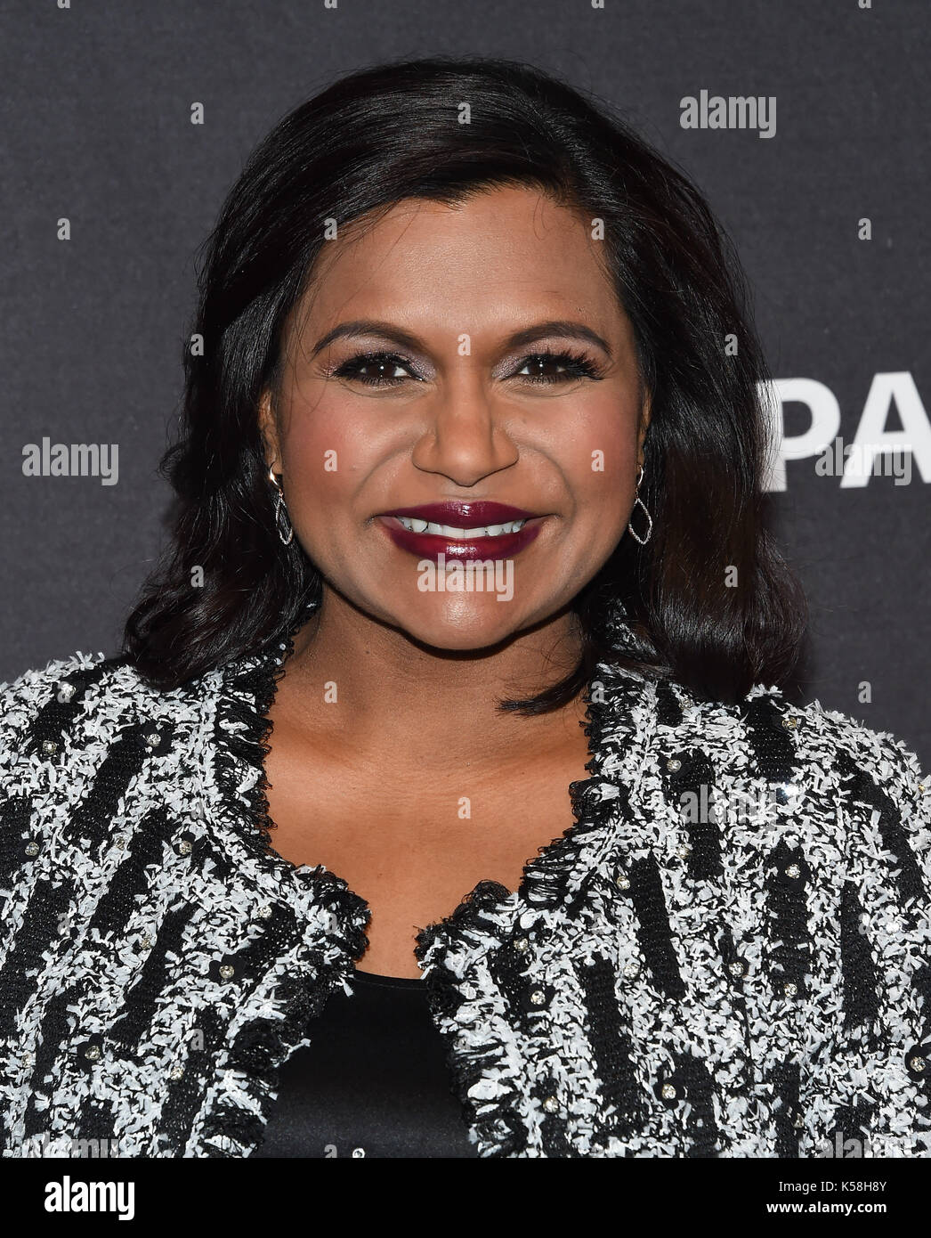 Beverly Hills, California, USA. 8th Sep, 2017. Mindy Kaling arrives for