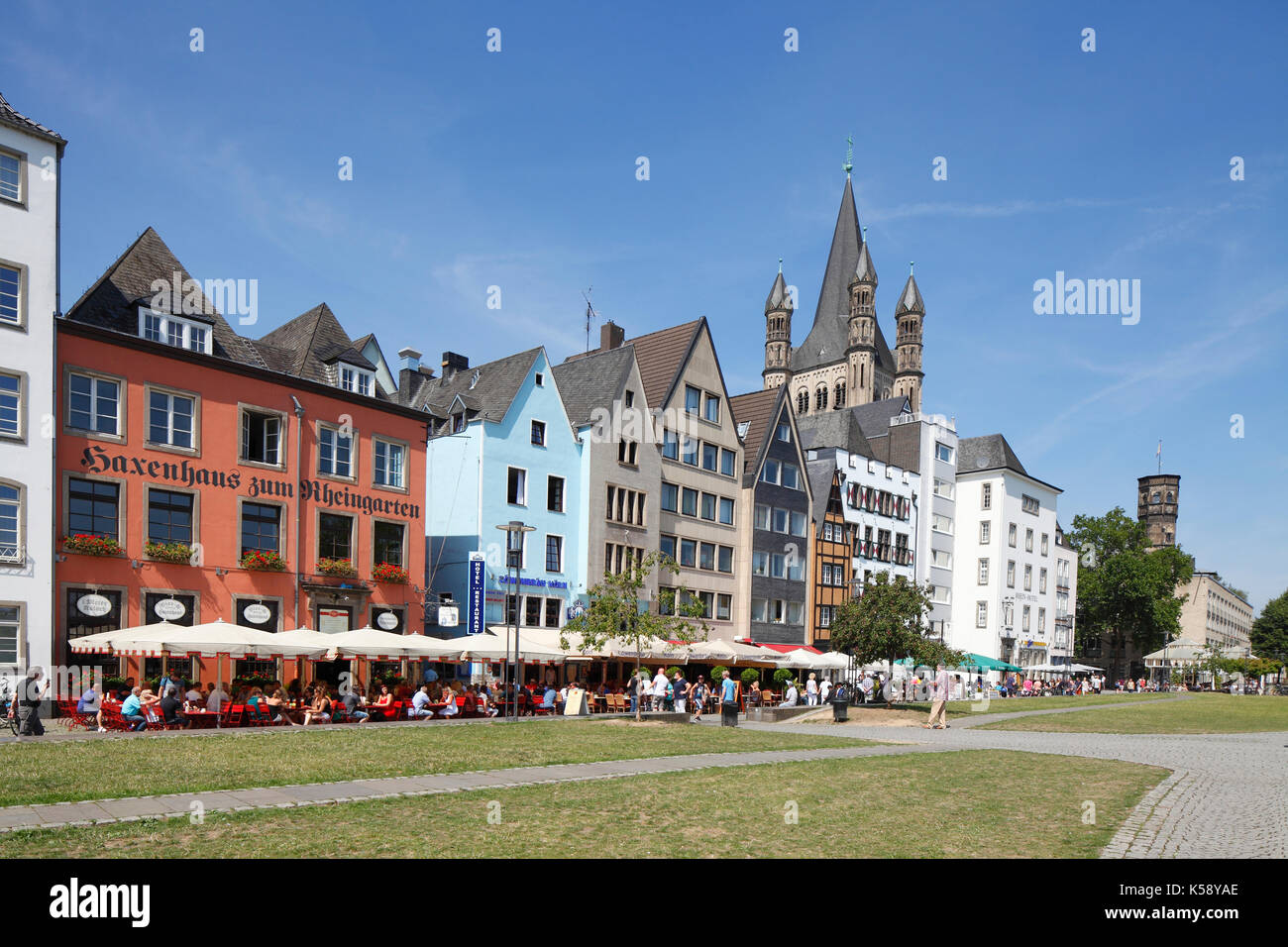 Häuser am Rheinufer, Köln, Nordrhein-Westfalen, Deutschland  I Houses in old Town, Cologne, North Rhine-Westphalia, Germany Stock Photo