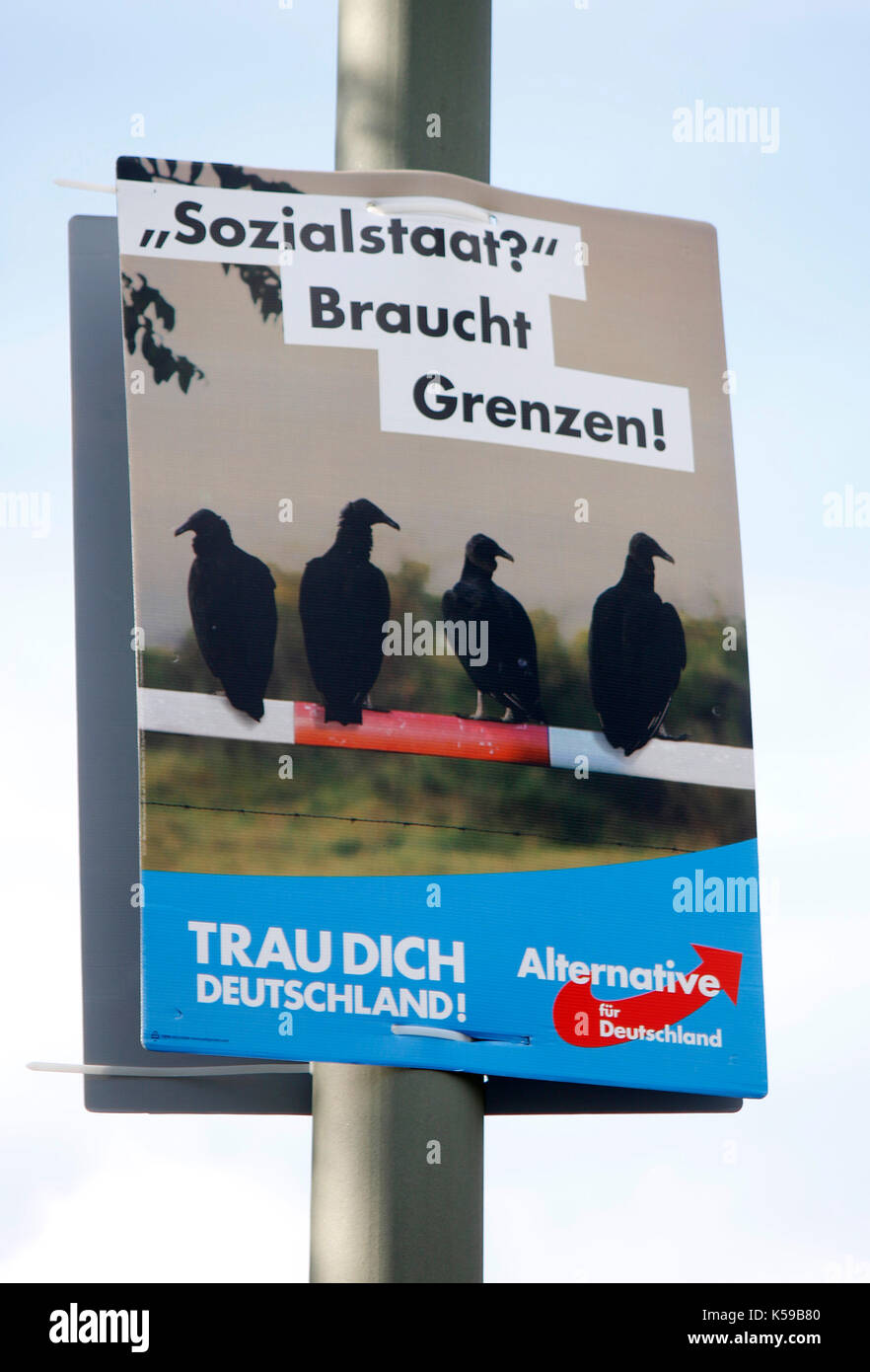 Wahlplakate: AfD mit dem Slogan 'Sozialstaat? Braucht Grenzen', 4. September 2017, Berlin. Stock Photo
