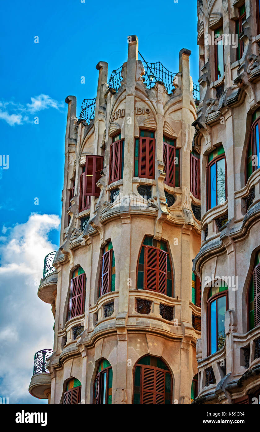 Spanish Art Nouveau Stock Photos & Spanish Art Nouveau Stock Images Alamy