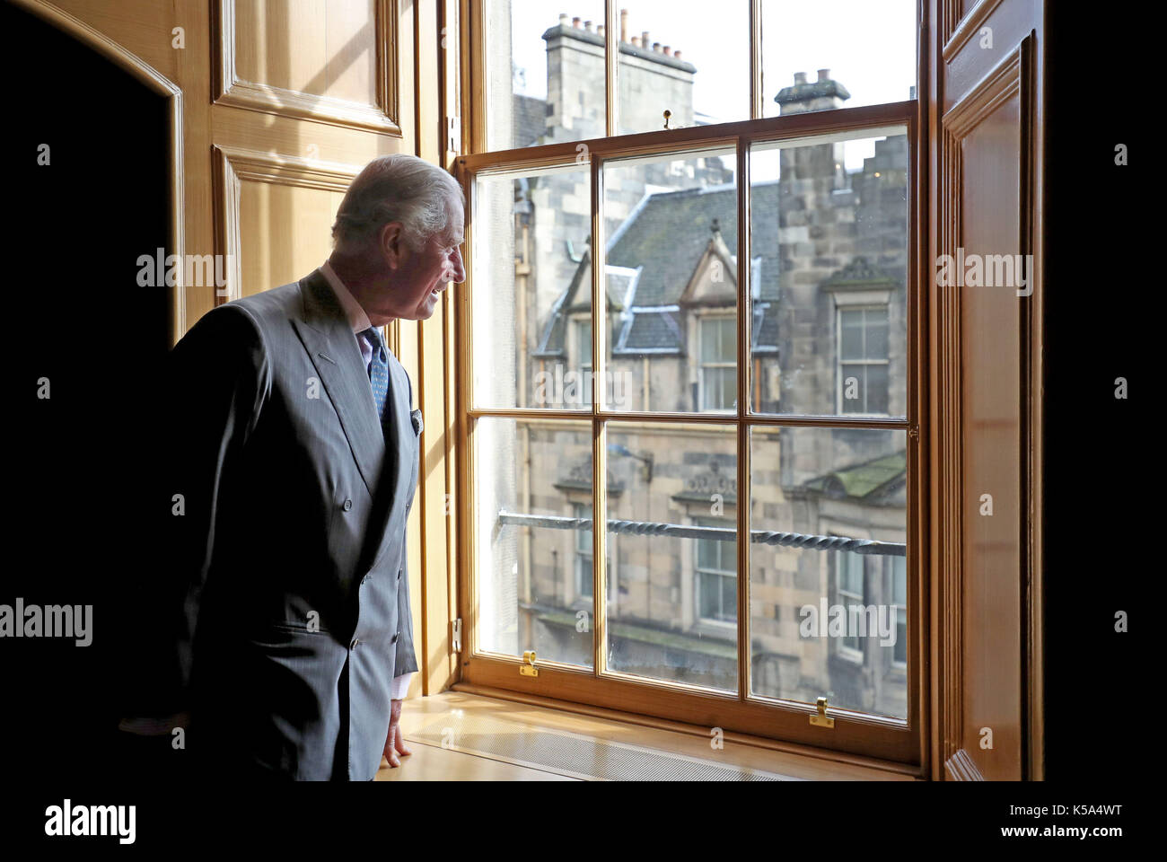 The Prince of Wales, known as the Duke and Duchess of Rothesay while in Scotland, visits the Patrick Geddes Centre at Riddle's Court, an A listed 16th Century courtyard house newly restored by Scottish Historic Buildings Trust Stock Photo