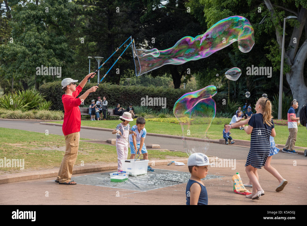 tri string bubble wand
