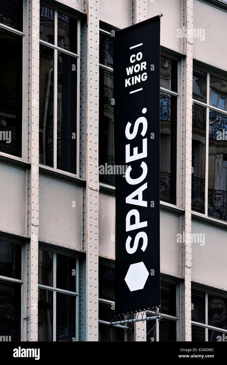 Co-workings spaces to rent, rue de Réaumur, Paris, France Stock Photo