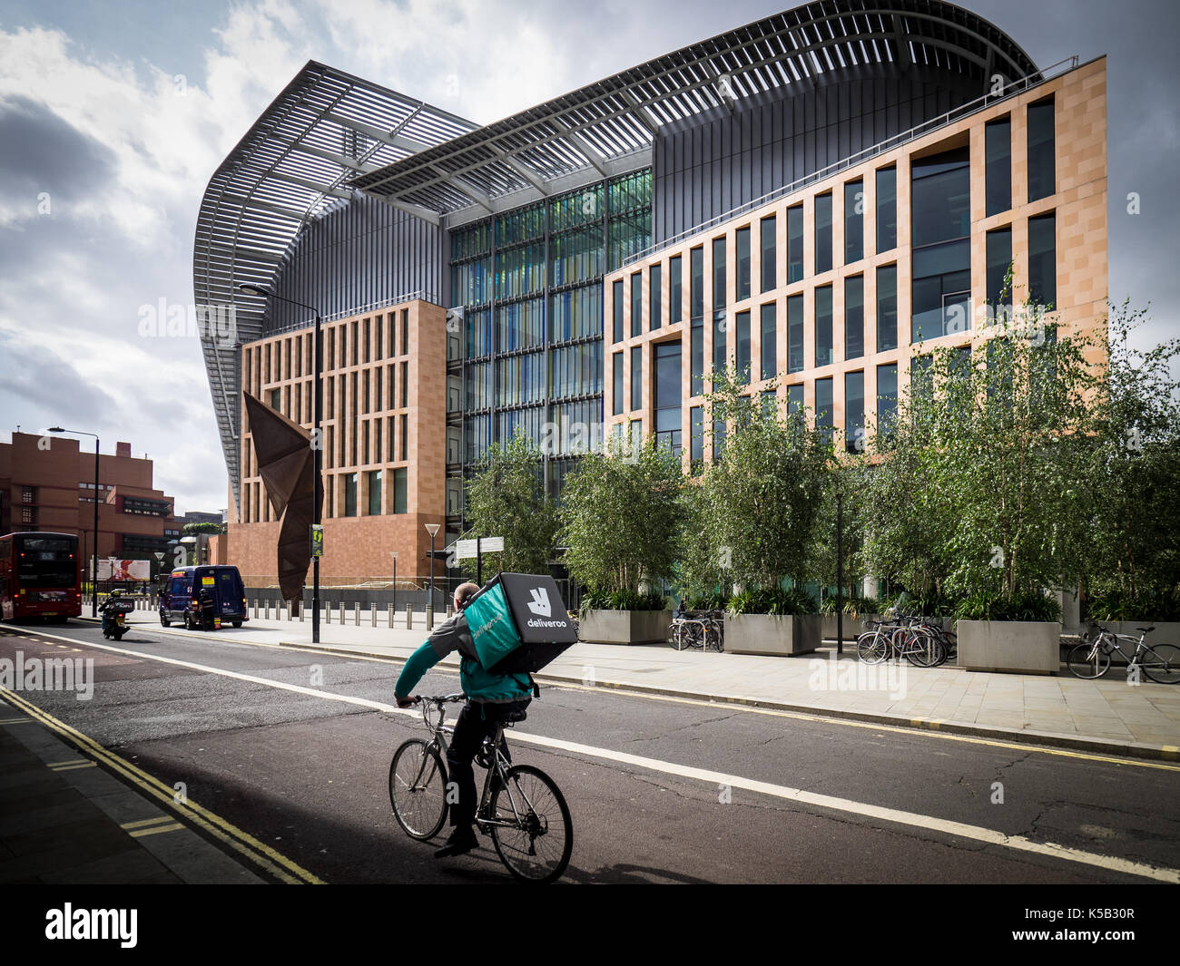 Francis Crick Institute London  - a new biomedical research institute opened in August 2016 Stock Photo