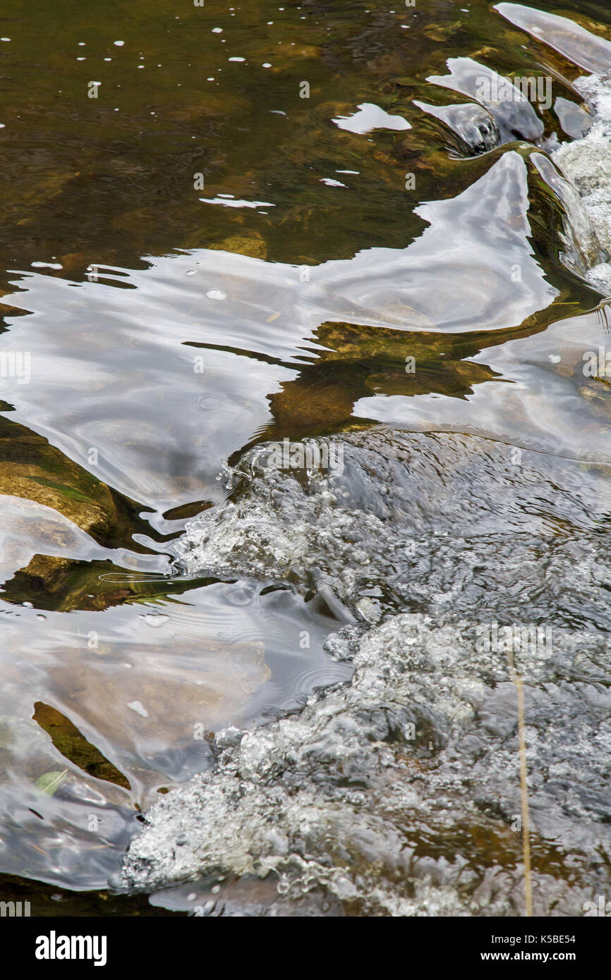 Fast flowing river over rocks hi-res stock photography and images - Alamy