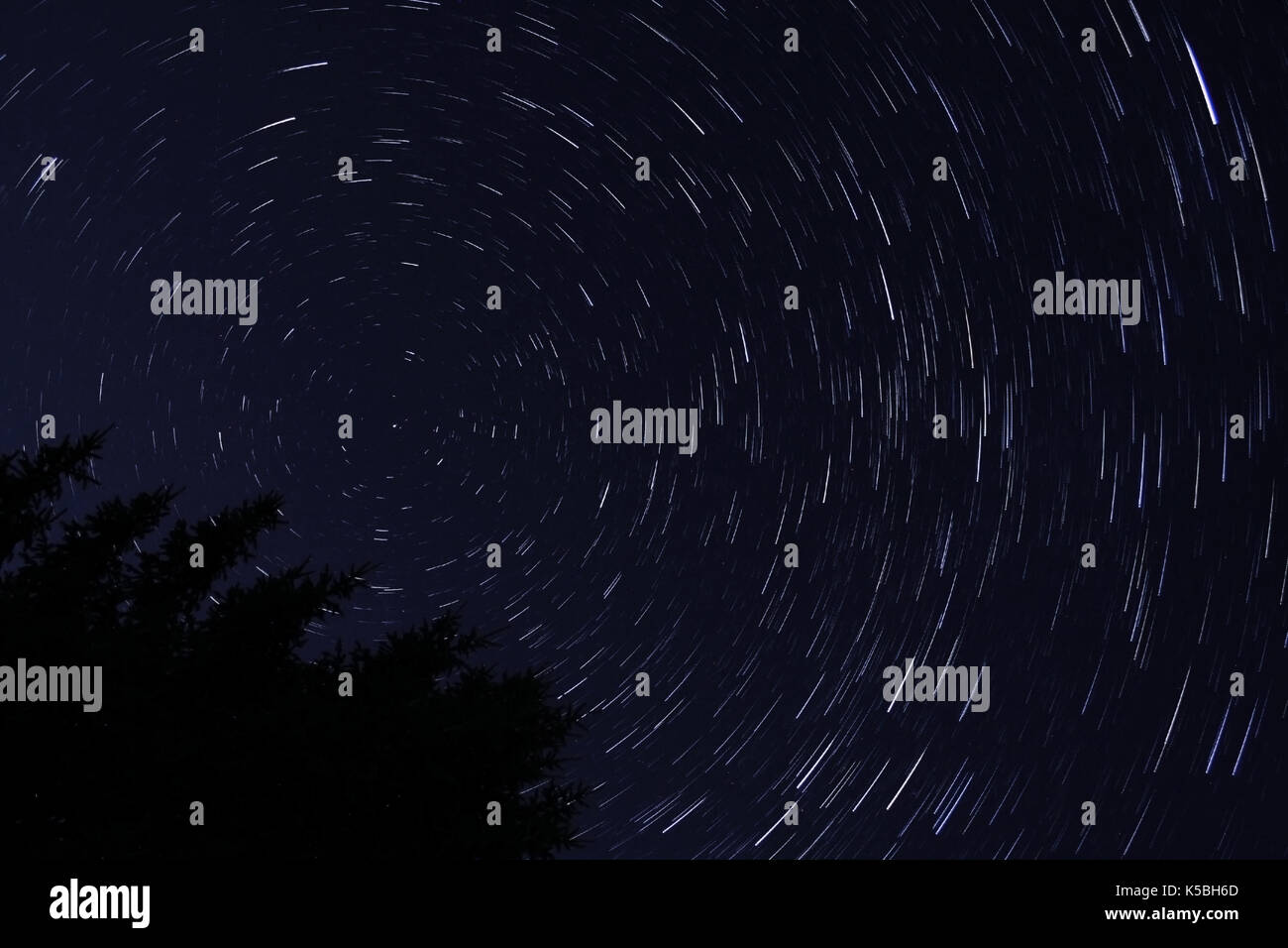 Star trails art hi-res stock photography and images - Alamy