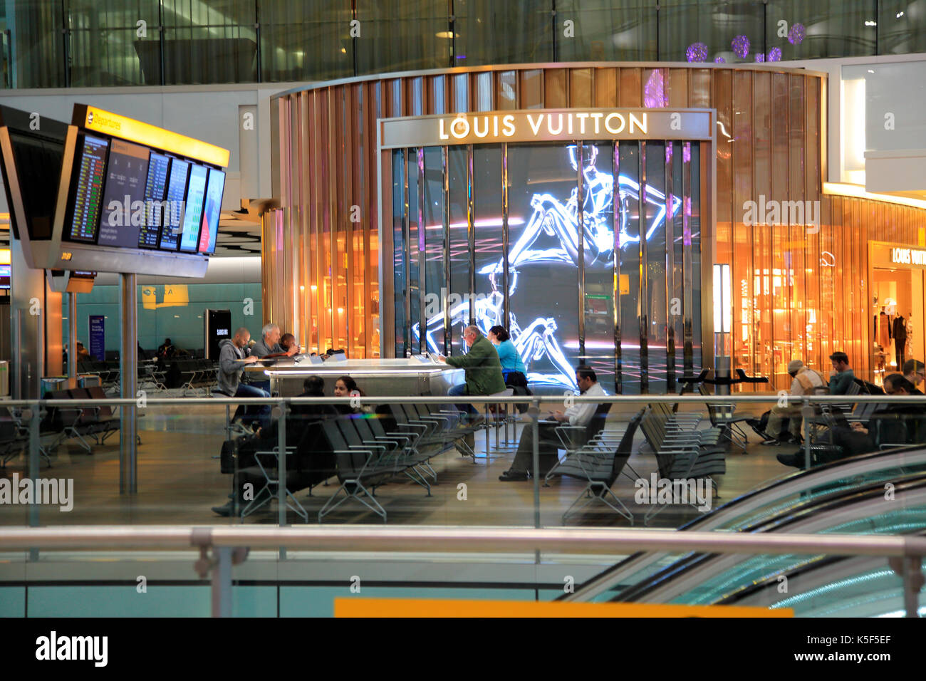 Louis Vuitton advertising screen, Terminal Five, Heathrow airport Stock  Photo - Alamy