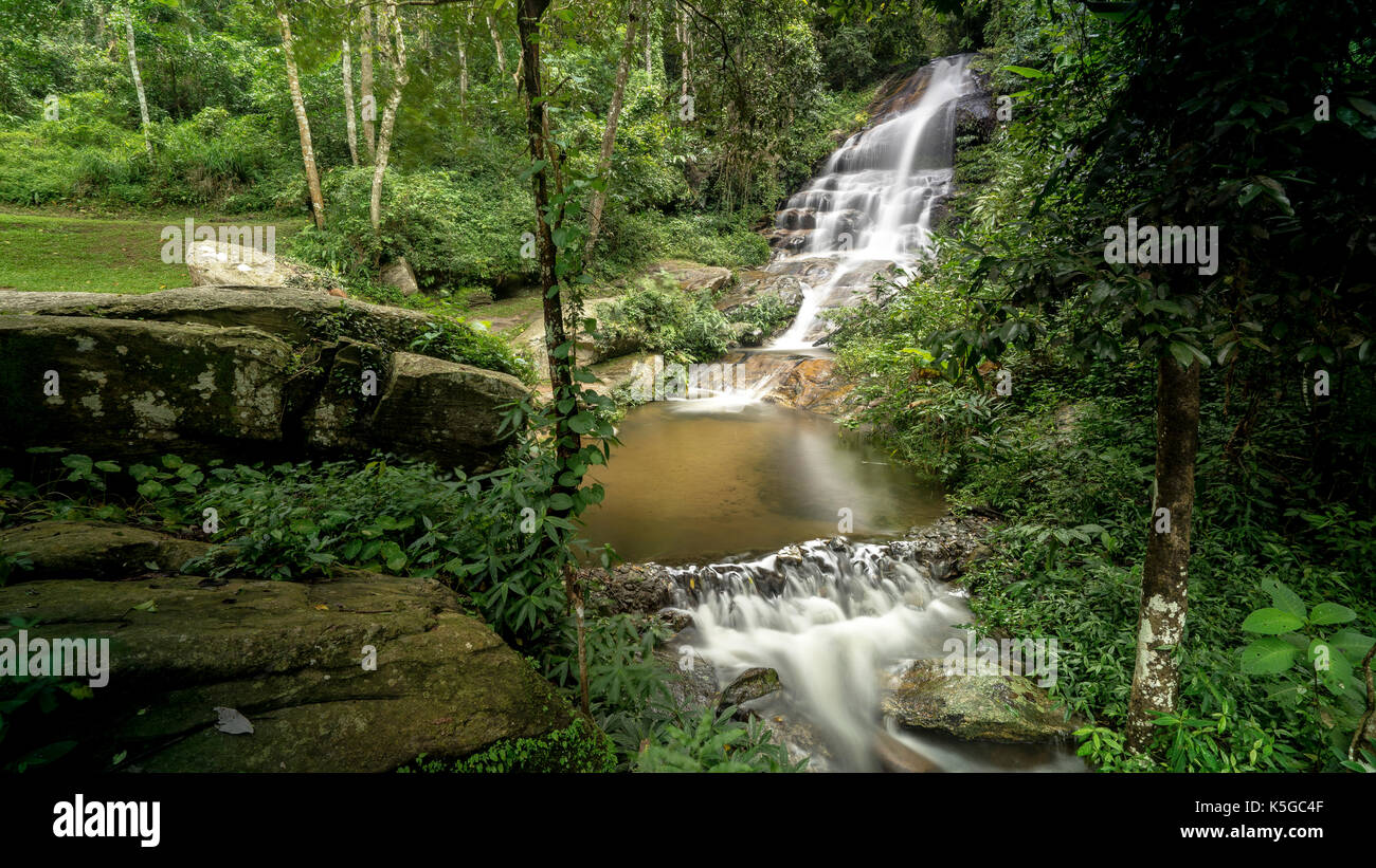 Monthathan Waterfall Doi Suthep Pui National Park Chiang Mai Thailand Stock Photo Alamy