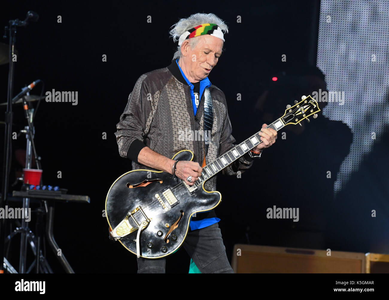 Hamburg, Germany. 9th Sep, 2017. Keith Richards performs on stage during  the start of the Rolling Stones Europe tour 'Stones - No Filter' at the  Stadtpark ('city park') in Hamburg, Germany, 9