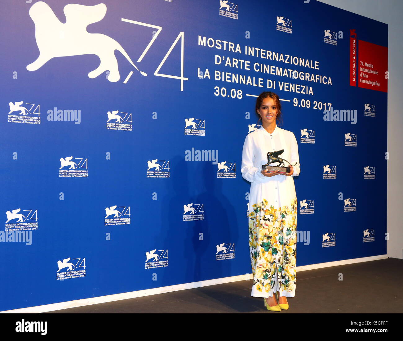 Venice, Italy. 9th September, 2017. Lyna Khoudri poses with the Orizzonti for Best Actress Award for 'Les Bienheureux at the Award Photocall during the 74th Venice International Film Festival at Lido of Venice on 9th September, 2017. Credit: Andrea Spinelli/Alamy Live News Stock Photo