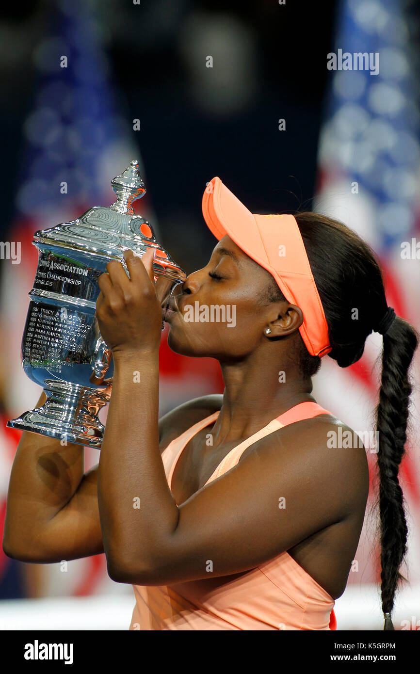 New York, United States. 09th Sep, 2017. US Open Tennis: New York, 9 September, 2017 - Sloane Stephens of the United States kisses the trophy after defeating fellow American Madison Keys to capture her first US Open singles title. in Flushing Meadows, New York. Credit: Adam Stoltman/Alamy Live News Stock Photo