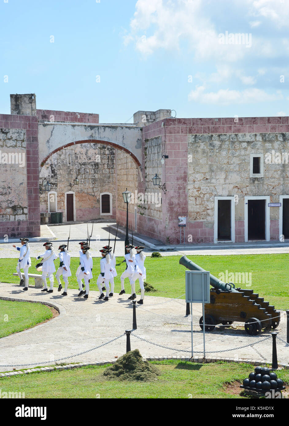 Portrait format of Castillo Del Morro, Carretera de la Cabana, lighthouse  and fortress, Havana, Cuba. Designed by Giovanni Batti Stock Photo - Alamy