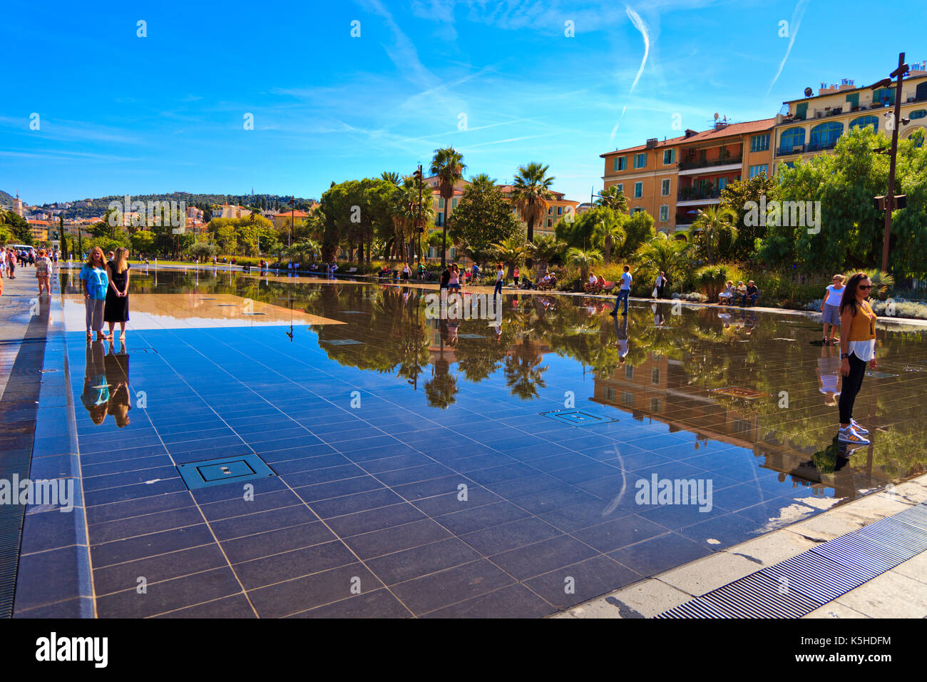 Promenade Du Paillon Hi Res Stock Photography And Images Alamy