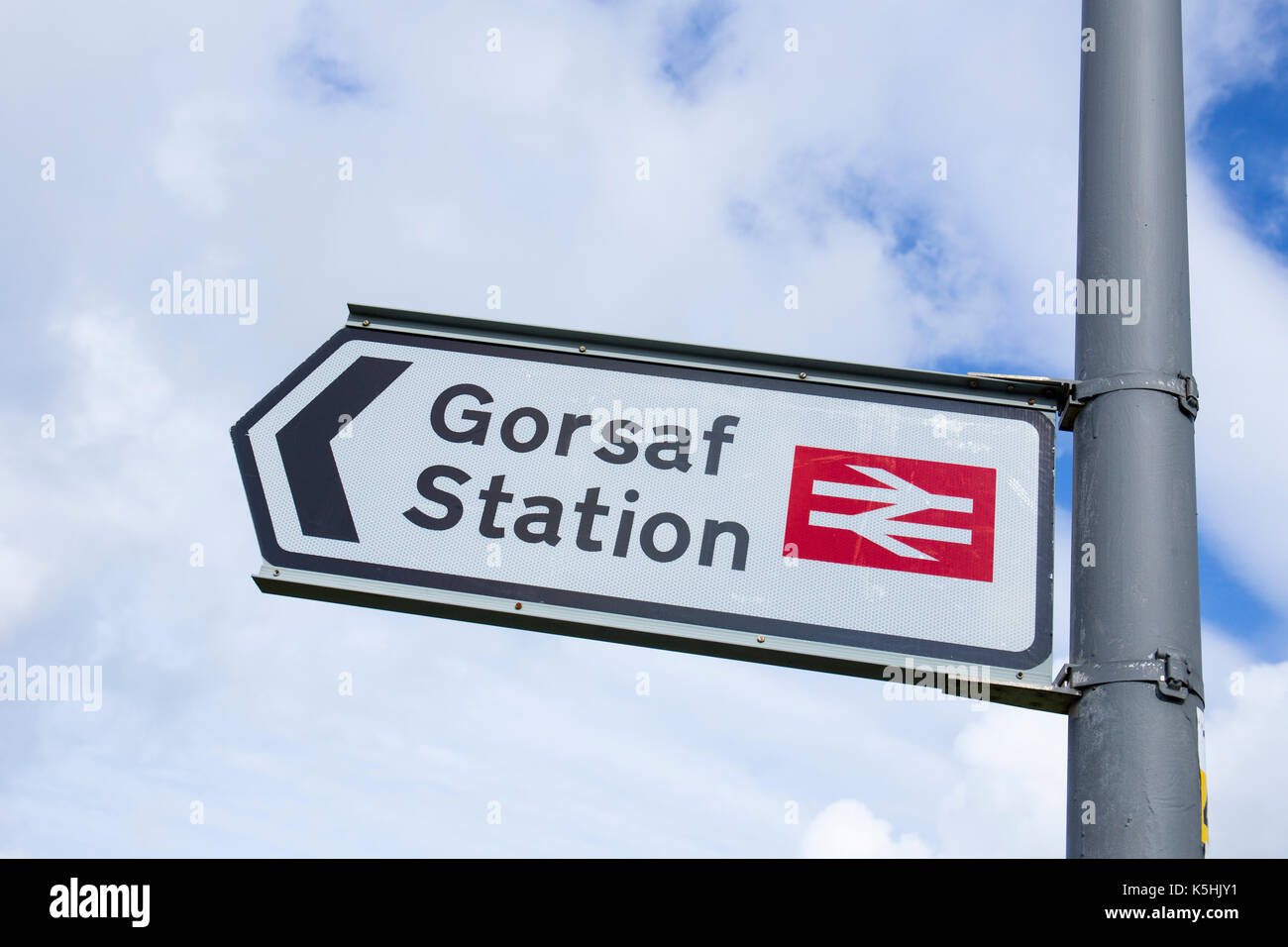 Gorsaf station sign in Wales UK Stock Photo