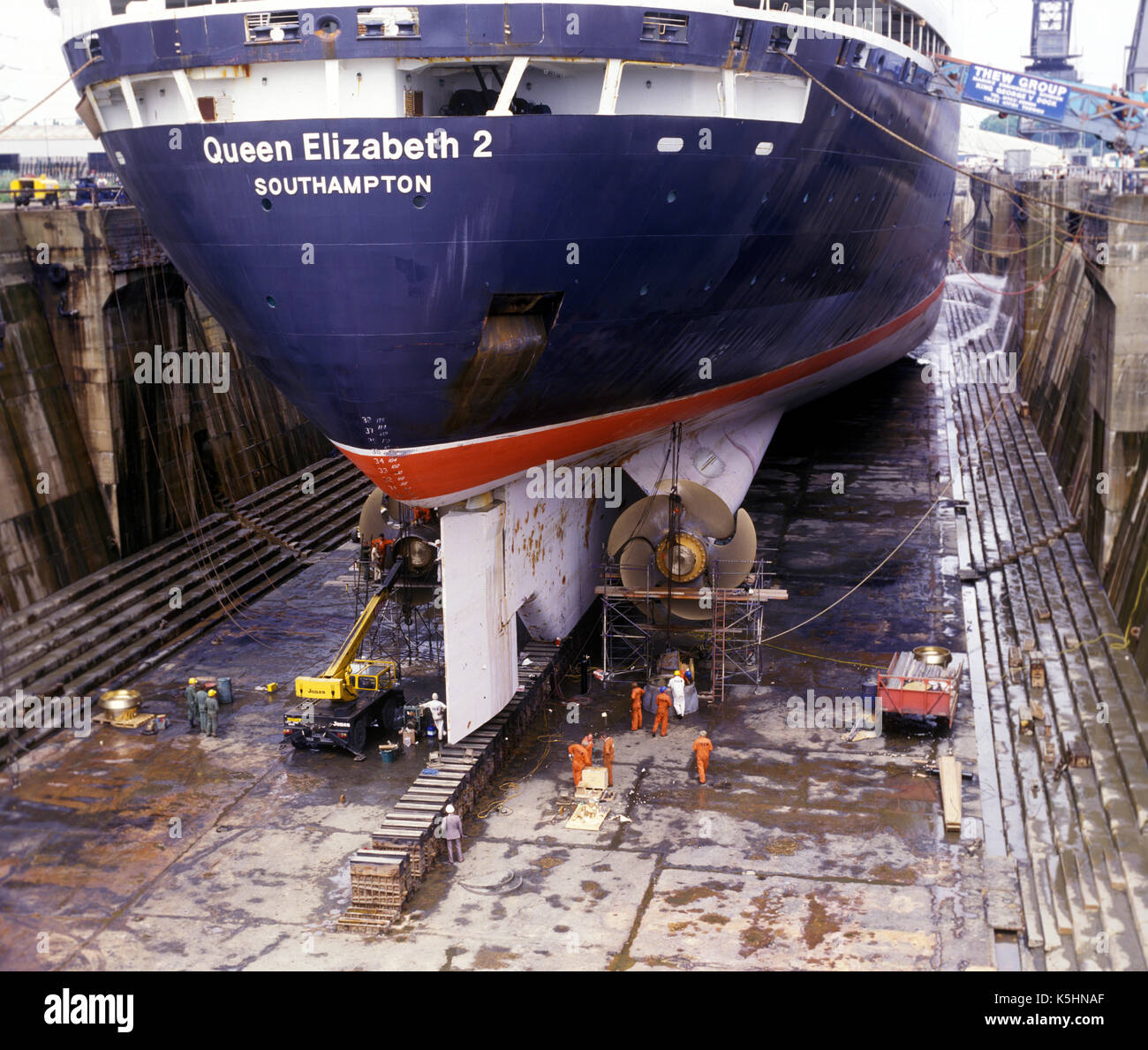 Qe2 ship hires stock photography and images Alamy