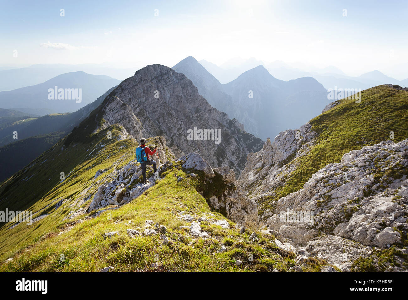 Hiking outfit hi-res stock photography and images - Alamy