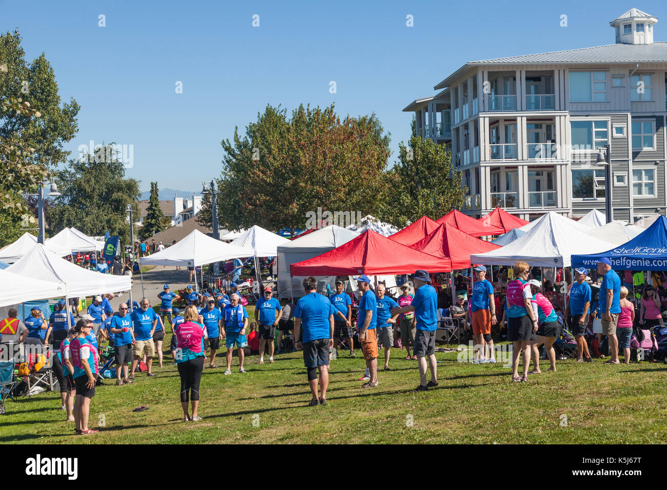 Team tents and pre-race workout at the 2017 Steveston Dragon Boat Festival Stock Photo