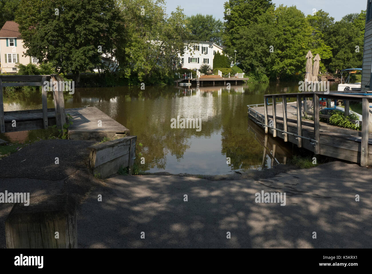 Boat launch hires stock photography and images Alamy