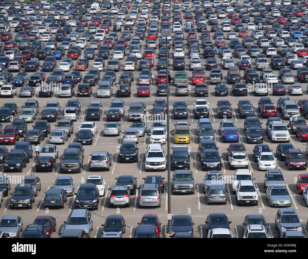 Aerial view truck parking lot hi-res stock photography and images - Alamy