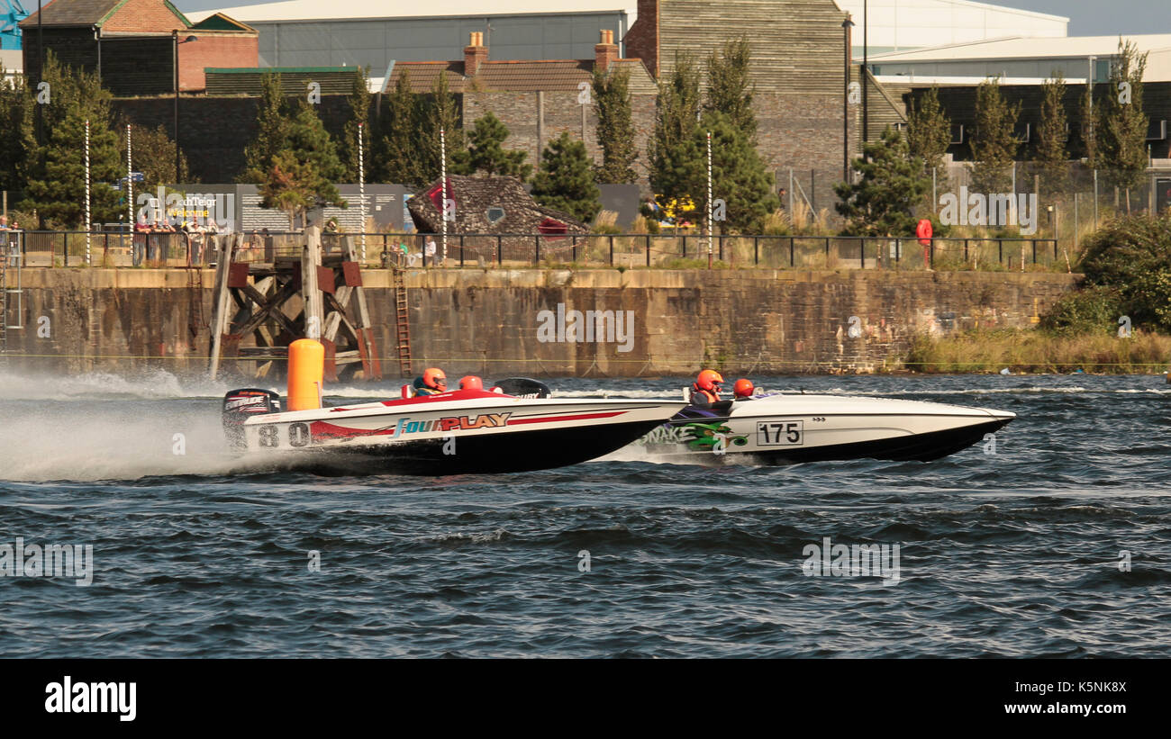 Cardiff Bay, Wales, UK. 9th September, 2017. Action from the NTM 12British National Water Shi Racing held at Cardiff Bay 9th September 2017 Credit: Graham Hare/Alamy Live News Stock Photo