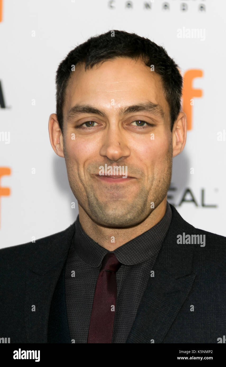Alex hassell hi res stock photography and images Alamy
