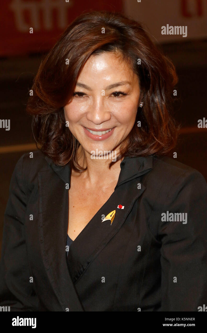 Celebrities michelle yeoh hi-res stock photography and images - Alamy