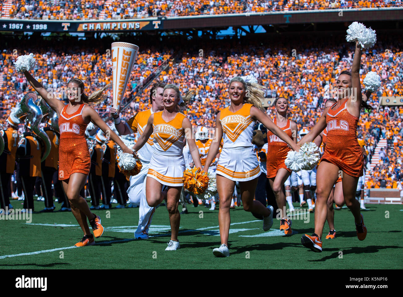 September 09, 2017 Tennessee Volunteers cheerleaders take the field