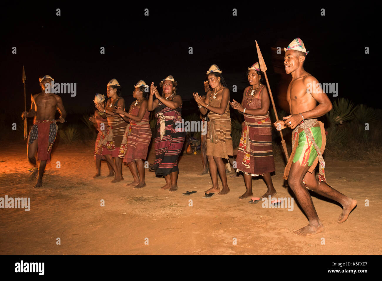 Antandroy tribe hi-res stock photography and images - Alamy