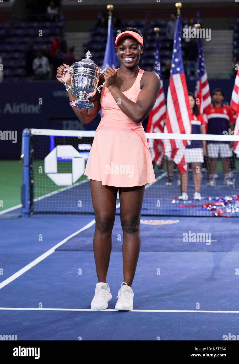 New York, NY USA - September 9, 2017: Sloane Stephens holds trophy after  winning women championship at US Open tennis tournament at Billie Jean King National  Tennis Center Stock Photo - Alamy