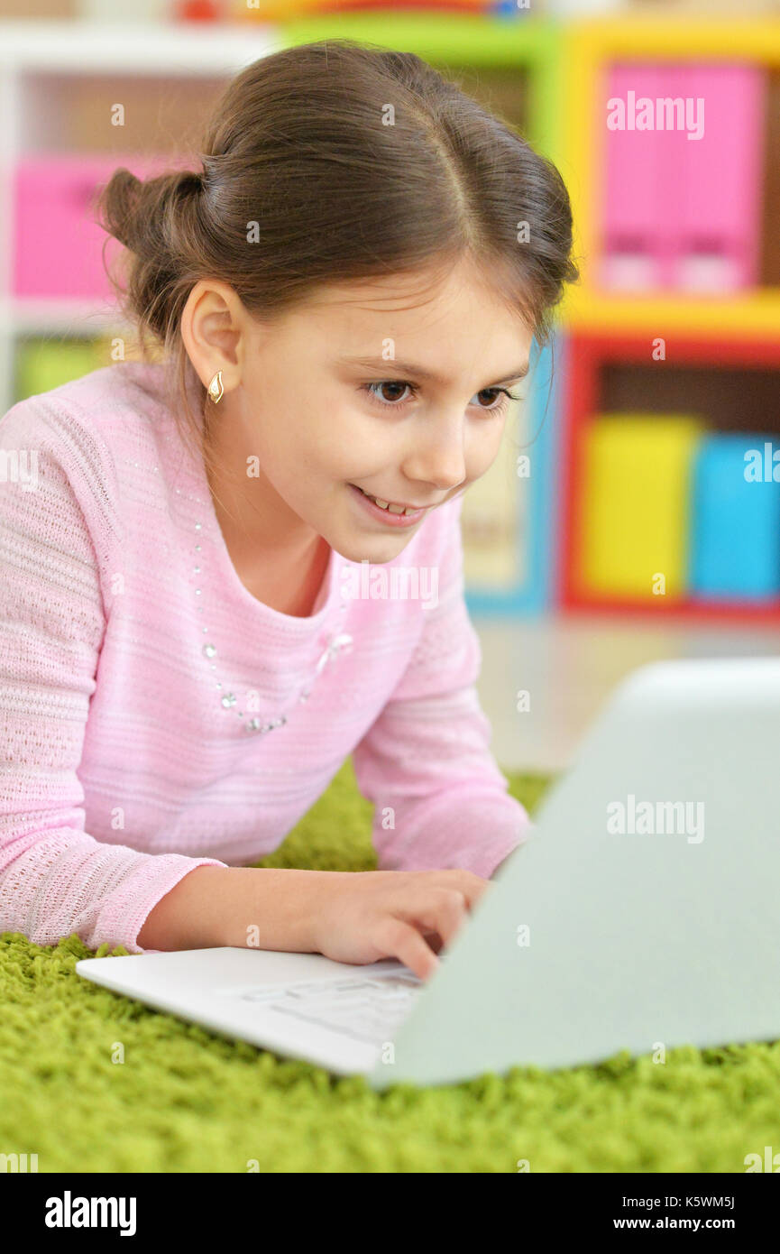 girl using modern laptop Stock Photo - Alamy