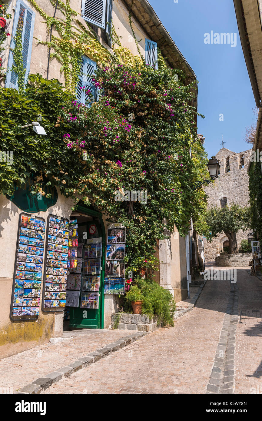 Rue et commerce Village Medieval du Castellet Var France Stock Photo