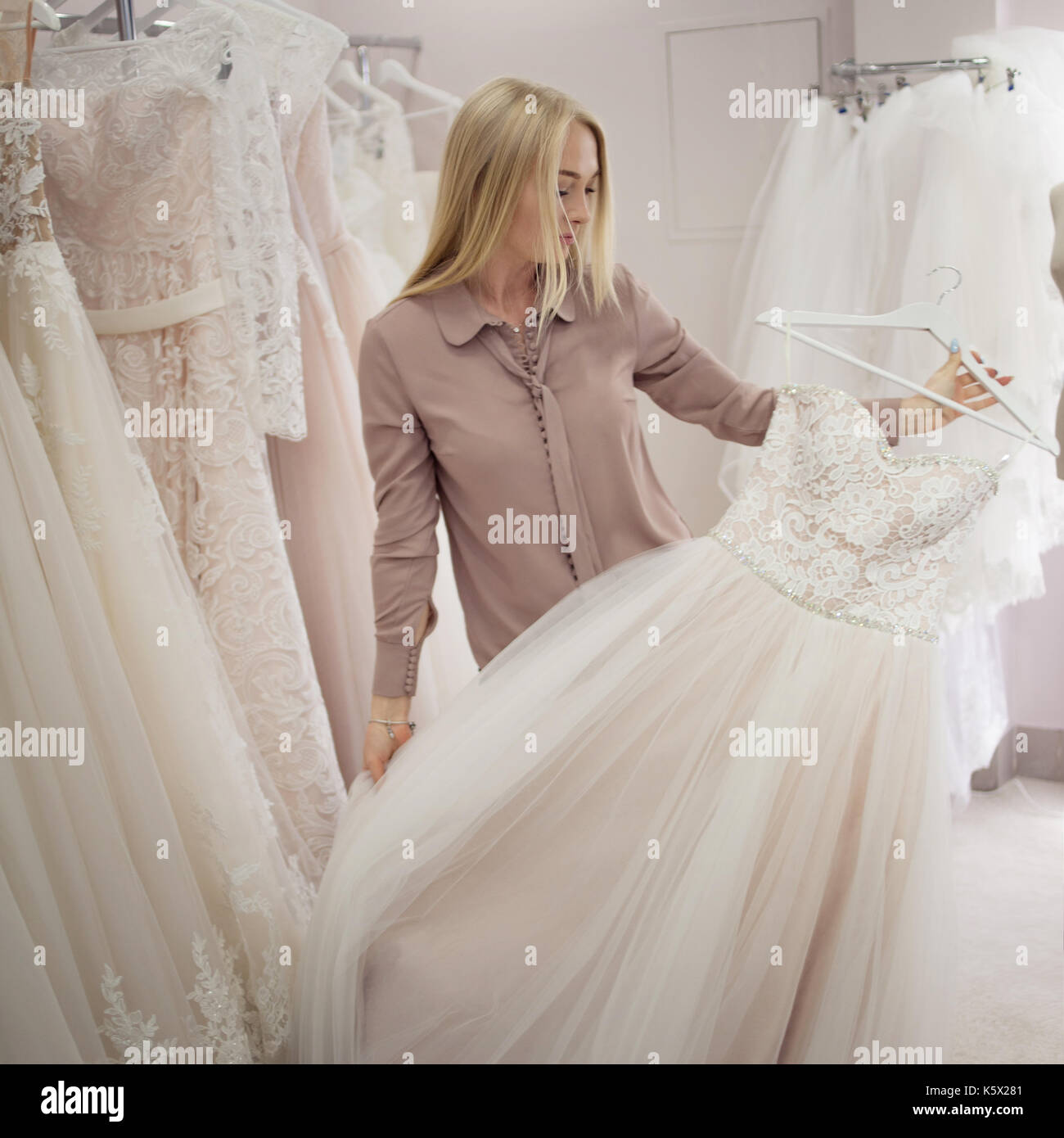 choosing a wedding dress
