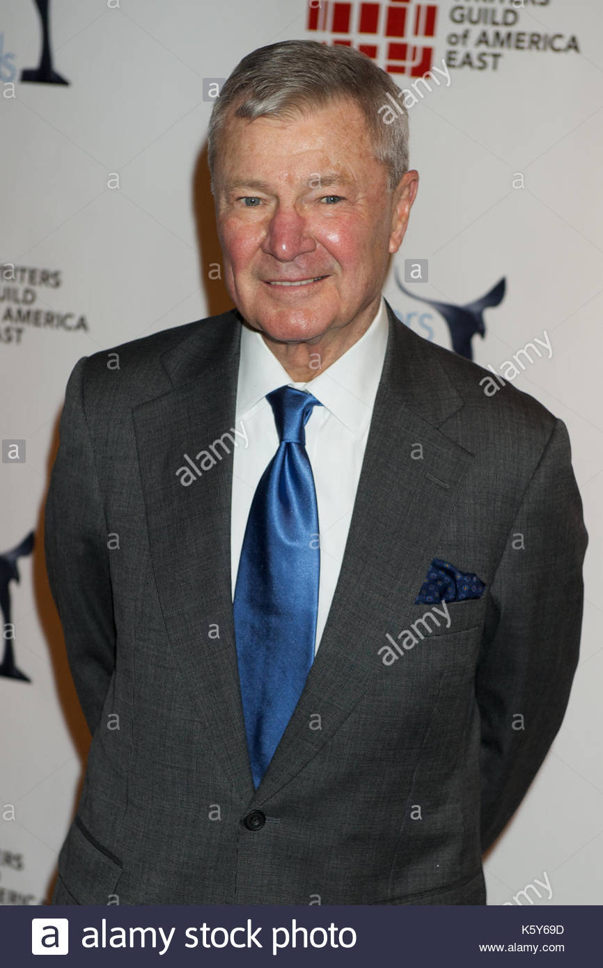 Don Hastings. Red carpet arrivals to the 62nd Annual Writers Guild